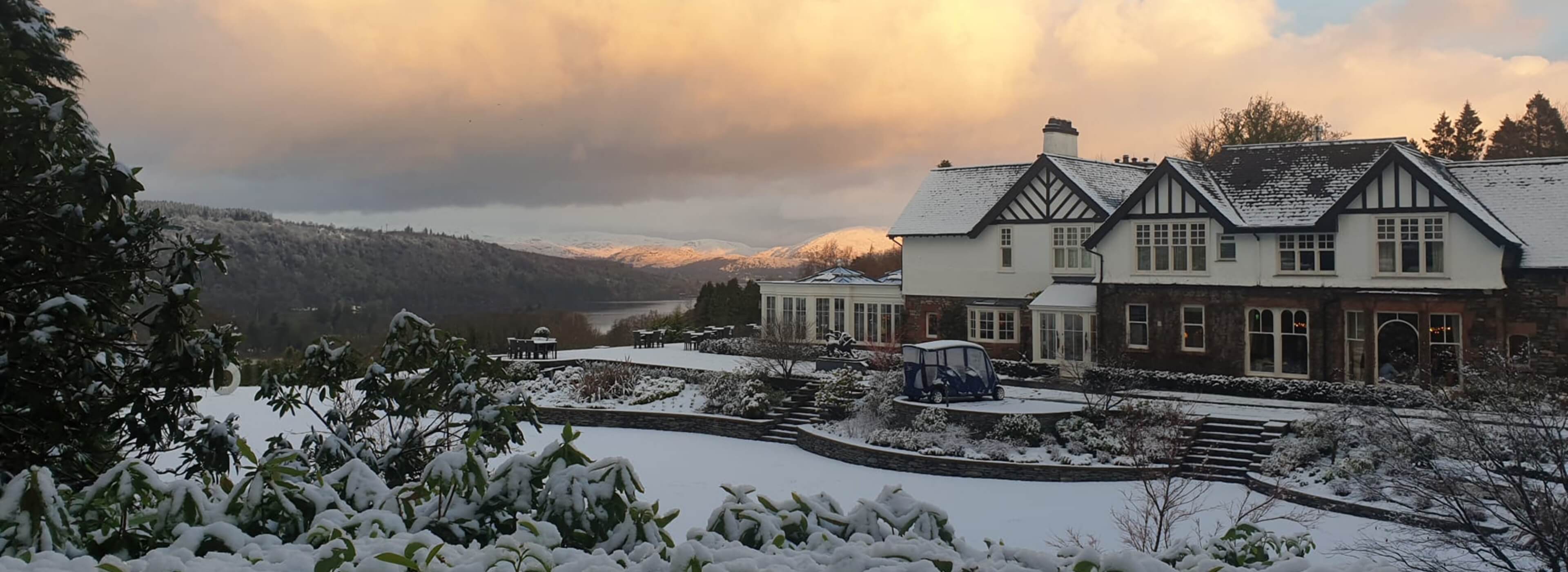 Leeucollection blog - Dreaming of a White Twixmas hero slide 1